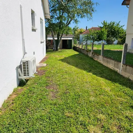 Ferienhaus Maison D'allier Le Veurdre