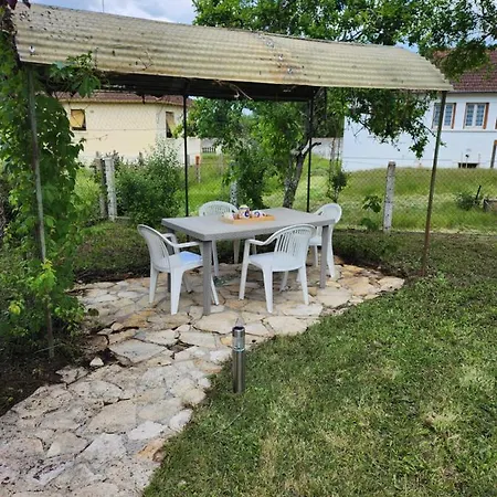 Dom wakacyjny Gite Maison D'allier *